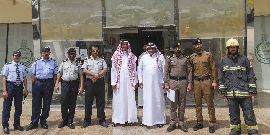 بنك التنمية ينفذ بالتعاون مع الدفاع المدني خطة إخلاء حريق