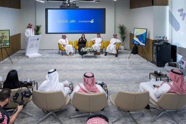 Social Development Bank and Culture and Arts in Sports are reviewing the success of the Art Bank